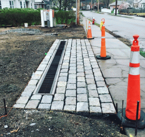 trench-drain-driveway-installation
