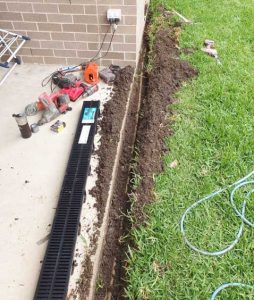lawn-trench-drain