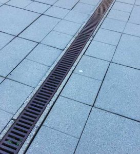 resdiential-patio-trench-drain